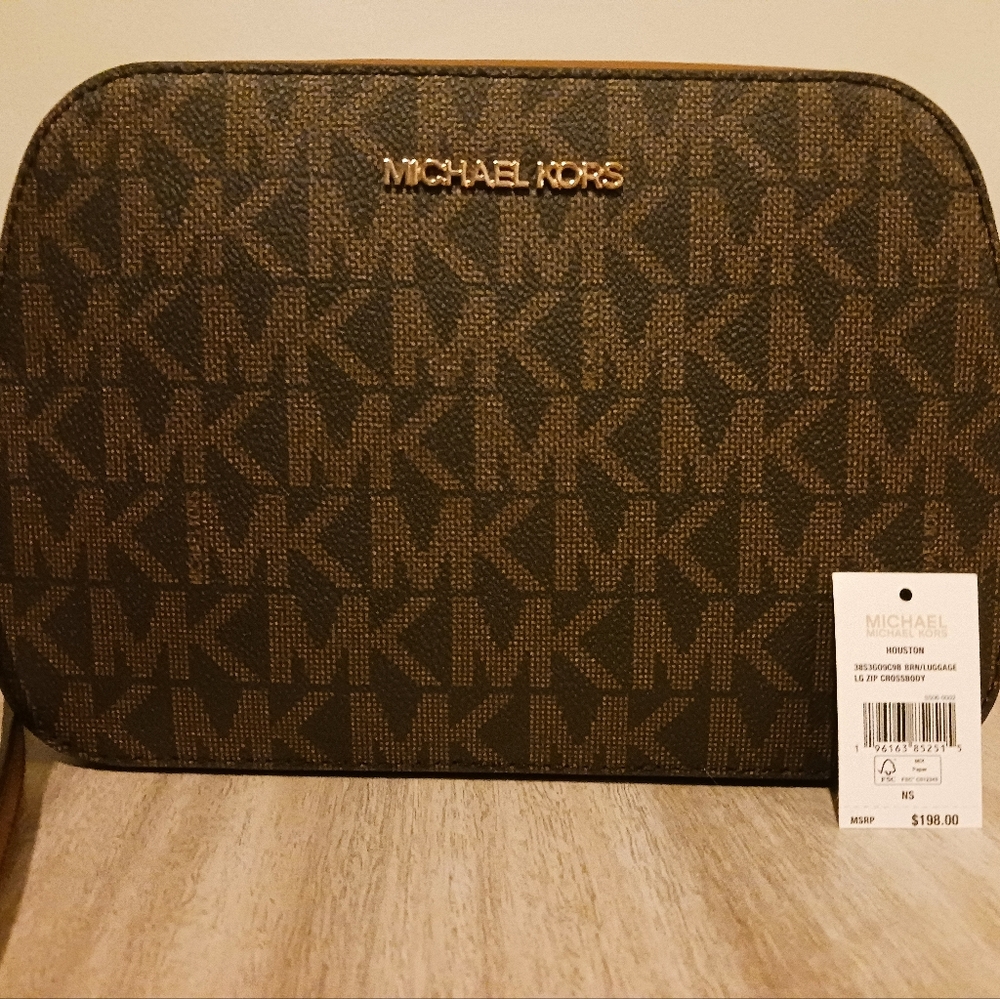 Coach Ginny Medium Logo Crossbody